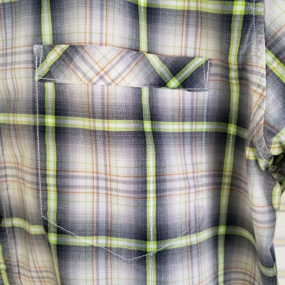 American Eagle Plaid Short Sleeve Shirt Large - Picture 5 of 9